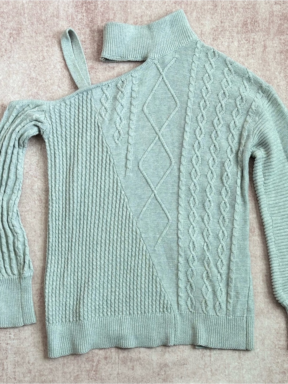 Size Large Light Gray Off-Shoulder Ribbed Side-Split Sweater - Picture 3 of 4